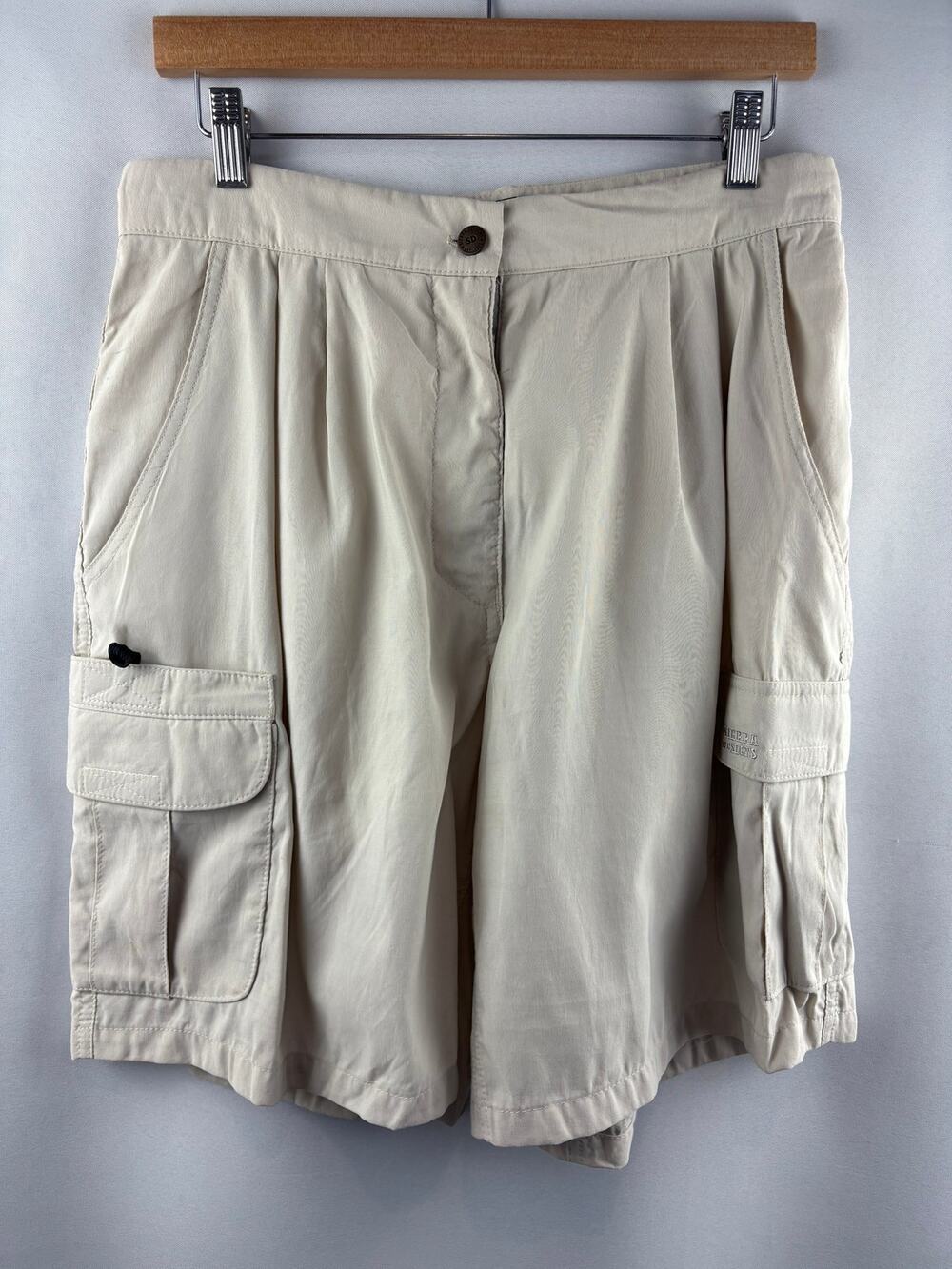 Women’s Sierra Designs Size 12 Khaki Cargo Shorts